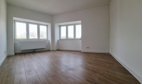 Kernsanierte 4-Zimmer-Wohnung mit großem Garten – ideal für Familien