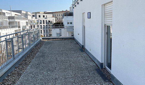 3-room apartment with approximately 60 square meters of balcony space. *No commission fees.*