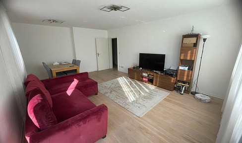 Furnished 3-room apartment with balcony in Obermenzing, Munich.