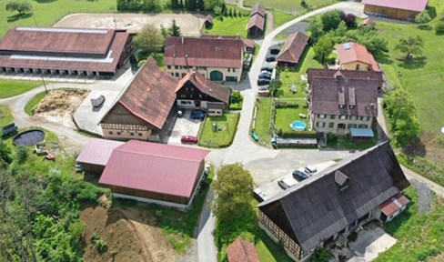 Arrondiertes Landgut mit vielseitigen Nutzungsperspektiven