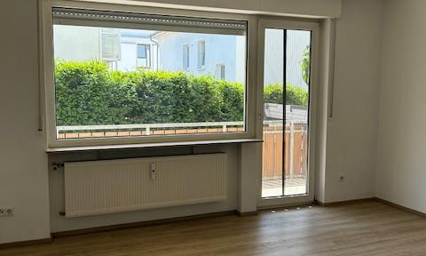 Live stylishly with a garden paradise and a private sauna area.