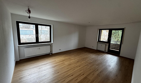 Helle 2,5-Zimmer Wohnung im 2. OG mit Balkon in Blaustein