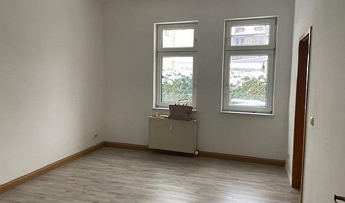 Cozy and centrally located, with a peaceful garden.