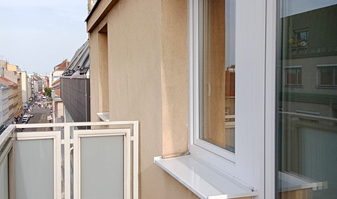 5Zi.Wohnung m. Balkon 6. Liftstock Reumannpl.