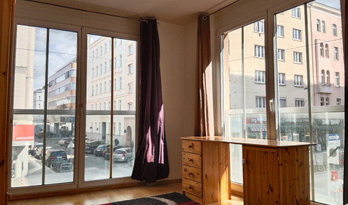 3-room apartment, suitable for shared living (WG), centrally located, in district 5.