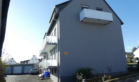 Renovated, bright, and cozy 3-room apartment with balcony in Grünstadt.
