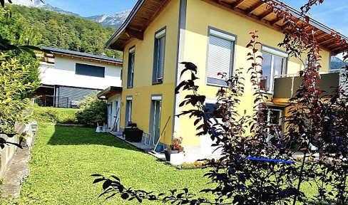 "Charming, completely renovated single-family home in a sunny and quiet, prime location in Telfs."