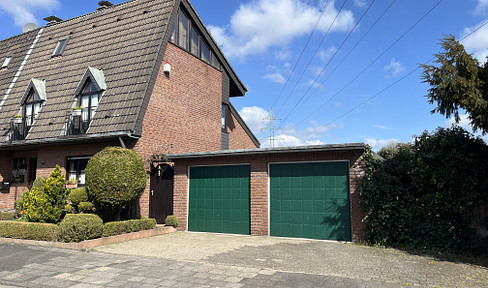 Einfamilienhaus Duisburg Rumeln mit Doppelgarage, Garten + Teich