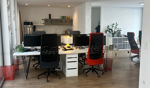 Großzügige Büro- / Praxisfläche in der Innenstadt