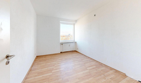 Rented 4-room apartment with balcony in Wolfsburg.