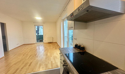 Perfekt für Familien: Helle 3-Zimmer Wohnung mit Stellplatz & Top-Anbindung zum Bahnhof