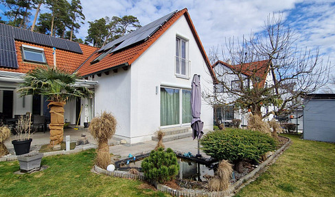 Rare opportunity in Wolkersdorf - First row location, directly adjacent to green space.