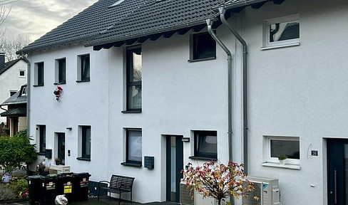 Townhouse built in 2023 with heat pump, located in Bo-Eppendorf, near the South Park.