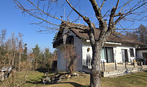 House in a very quiet location.