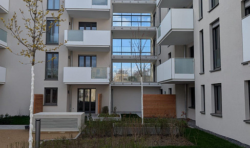 Neubau Erstbezug 3-Zimmer-Wohnung mit schöner privater Terrasse