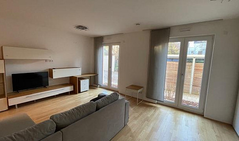 Stylish, almost brand-new, fully furnished 1.5-room apartment on the ground floor.