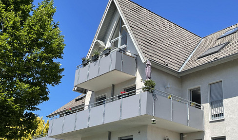 Moderne und helle 3-Zimmer Wohnung mit großzügigem Balkon!