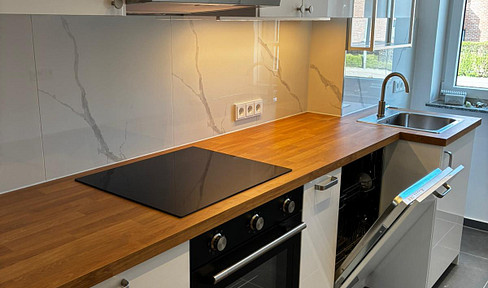 Brand new after renovation – Bright 3-room apartment with balcony and fitted kitchen.