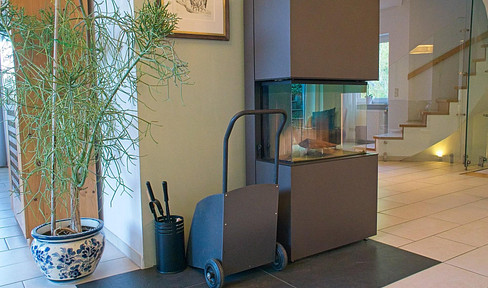 Großes Einfamilienhaus, barrierefrei - ohne Maklergebühr