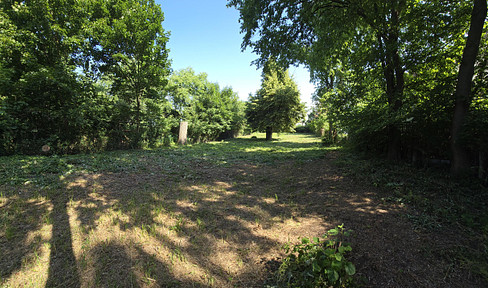 Commission-free - Building plot, no demolition required.