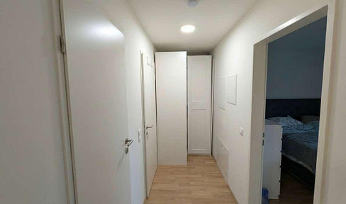 Fully furnished 2-room apartment with balcony.