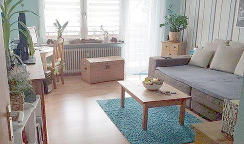 Sehr schöne, sehr große  2 Zi-Wohnung mit Süd-Balkon und AA in Augsburg