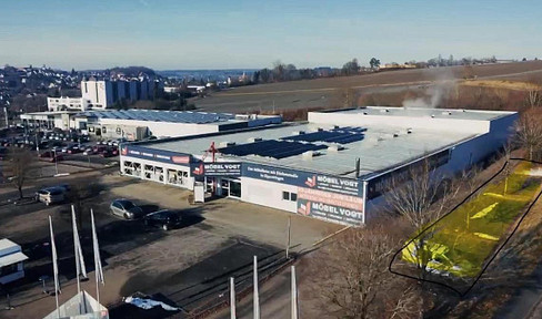 Parking area available for rent as commercial space – ideal for vehicle sales/rental businesses.