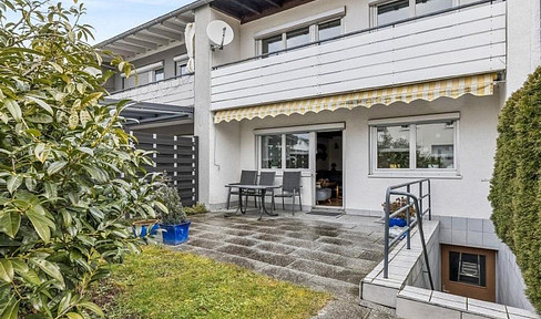 Exclusive terraced house for sale in RT-Ohmenhausen / no real estate agent fees.