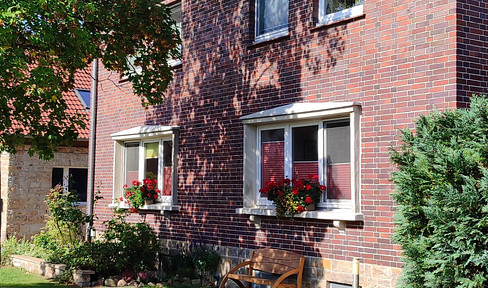 3-room ground floor apartment with the option for expansion, ideal for large families.