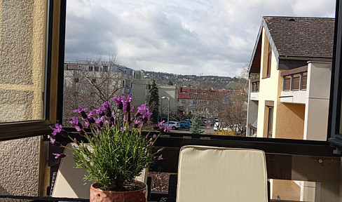 Beautiful 2.5-3 room apartment in a perfect location.