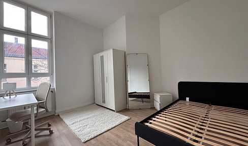 Modern shared apartment available in Schöneberg – fully furnished.