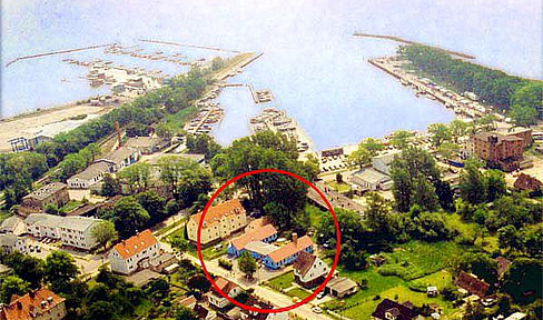 Spacious house with 5 apartments for sale in Lauterbach, Rügen, without commission.