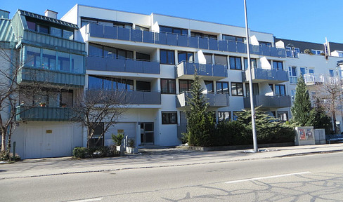 Bright 1-room apartment with a balcony, cellar storage, and underground parking space (duplex), located in a well-maintained residential complex.