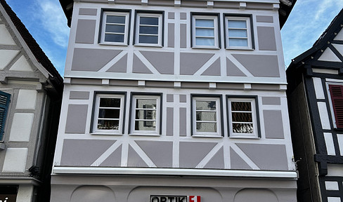 103 m² Wohnfläche in Bestlage der Kirchheimer Fußgängerzone mit Terrasse und Keller