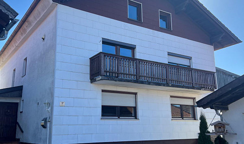 Geräumiges Wohnhaus mit Renovierungsbedarf zu verkaufen