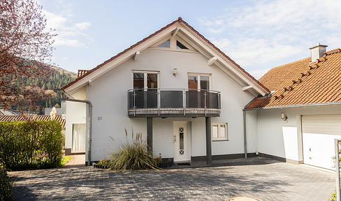 Stilvolles Einfamilienhaus mit einzigartigem Charakter