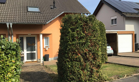 Modern detached house in Mechernich - No commission fees - Excellent location - Family-friendly environment.
