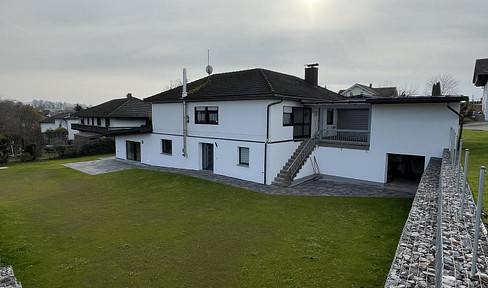 Platz für die ganze Familie – freistehendes Einfamilienhaus mit Terrasse & großem Garten