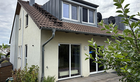 Doppelhaushälfte