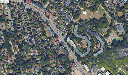 Two building plots for multi-family dwellings located on Luruper Hauptstrasse.