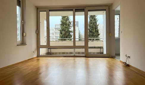 3-room apartment for sale in Ottobrunn, available immediately.