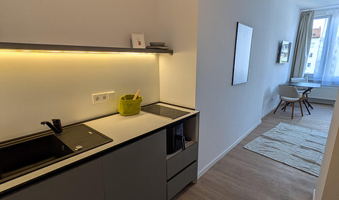 Premium apartment in a prime city location – quiet and available immediately.