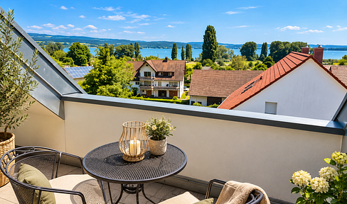 Bodenseeblick inklusive- modernes Reihenhaus auf der Höri