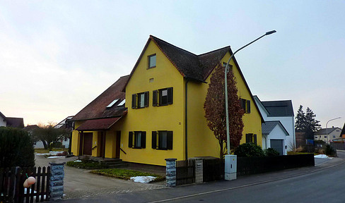 Einfamilienhaus mit Einliegerwohnung – Provisionsfrei von privat -  VB 490.000 €