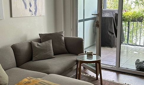 Charming apartment! 2-room apartment with a balcony, located on the 3rd floor in the Unterlindau district.