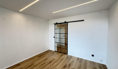 *No agency fees.* Three-room apartment with a parking space in an underground garage.