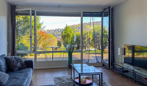 Wohnen mit Ausblick - voll möbilierte 2,5-Zi.-Terrassenwohnung mit Privatgarten - Stuttgart-Süd