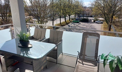 Brand new 3.5-room apartment with high-quality finishes and a balcony.