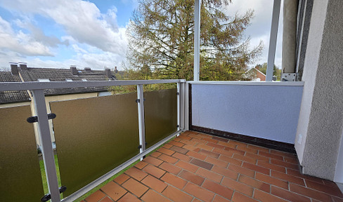 3,5 Raum Harpen, Erstbezug nach Sanierung, Balkon, Parkett, Wannenbad, Malerarbeiten fertig