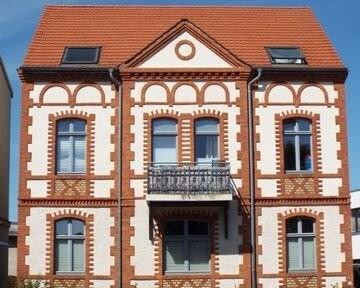 High-yield multi-family house in the best location in Neubrandenburg! No commission!